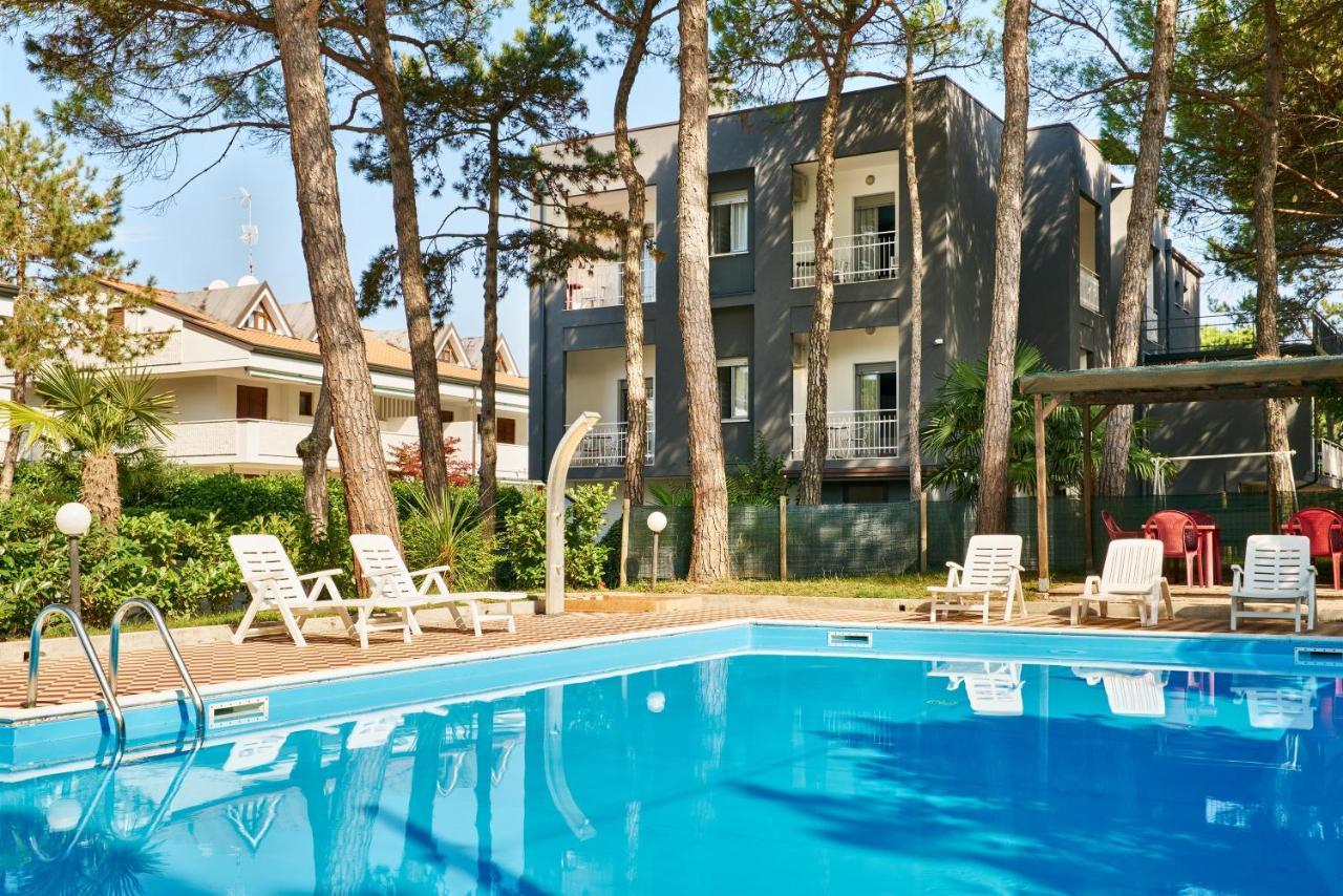 G/Hotel Lignano Lignano Sabbiadoro Exterior foto